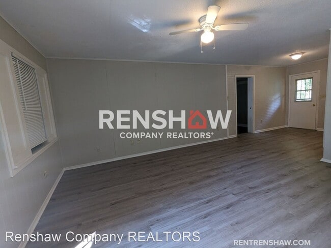 Building Photo - 4 br, 1 bath House - 4732 Royal Pine Dr
