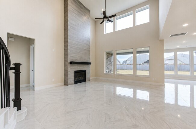 Foto del edificio - 21307 Blue Wood Aster Ct