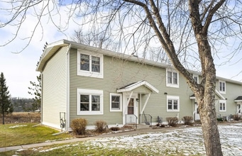 Building Photo - 423 Kelly Cir