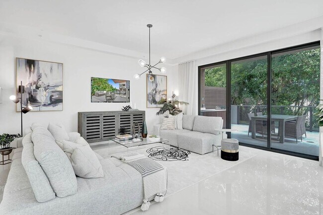 Foto del edificio - 3040 N Ocean Blvd