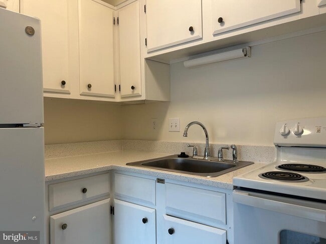 Foto del edificio - 125N Clubhouse Dr SW