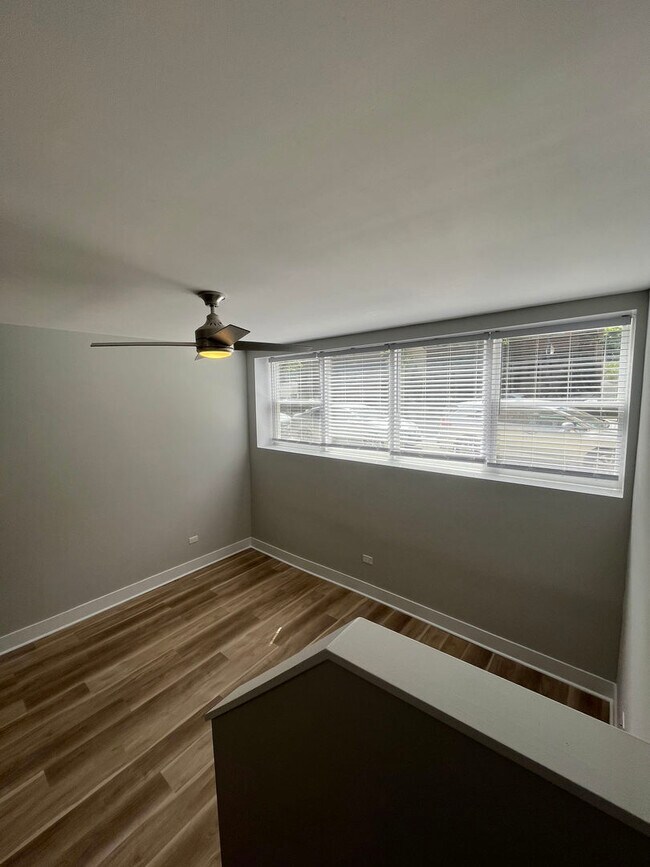 Foto del edificio - 3929 N Southport Ave