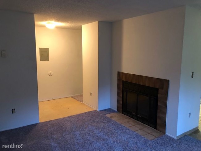 Building Photo - 7308 56th St W