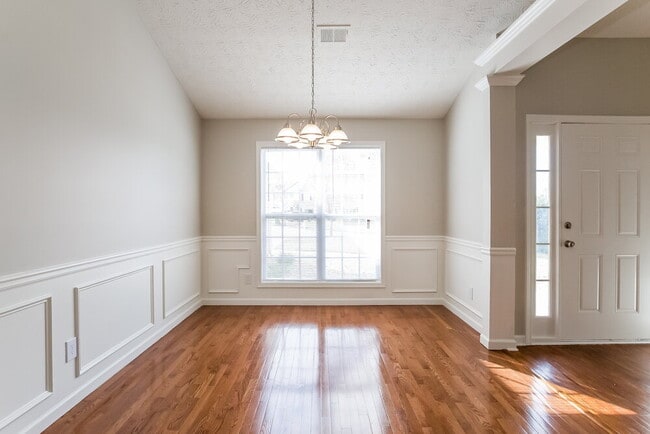 Building Photo - 127 Berkley Dr