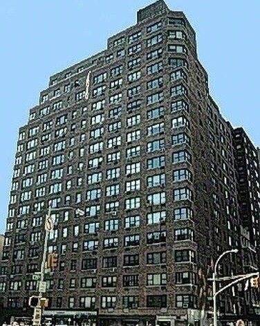 Primary Photo - 1485 York Ave