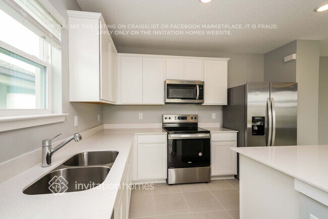 Foto del edificio - 4124 Goldfoil Rd