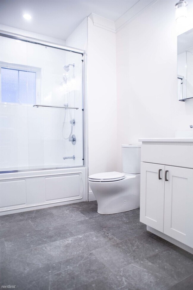 Foto del edificio - 3 br, 2 bath House - 53 Quint Ave #11 1