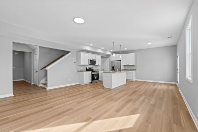 Foto del edificio - 113 Lambert Fld