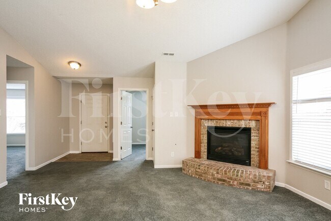 Building Photo - 12168 Lindley Dr