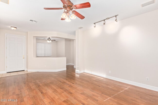 Building Photo - 39745 N Cross Timbers Way