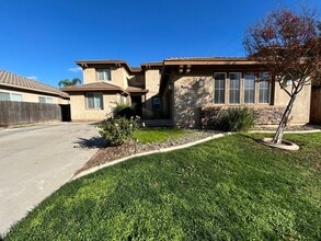 Building Photo - 5208 Harness Ct