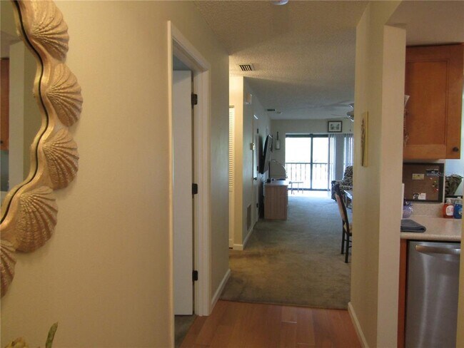 Building Photo - 2961 Taywood Meadows