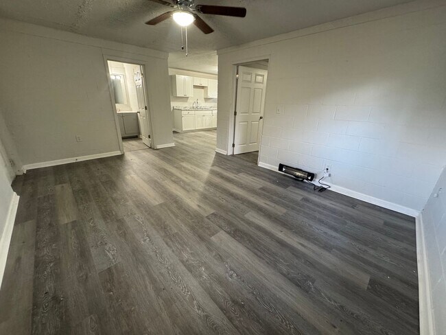 Foto del edificio - 1521 Radio Springs Rd SW