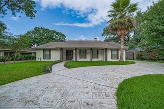 Building Photo - 2402 Chimney Rock Rd