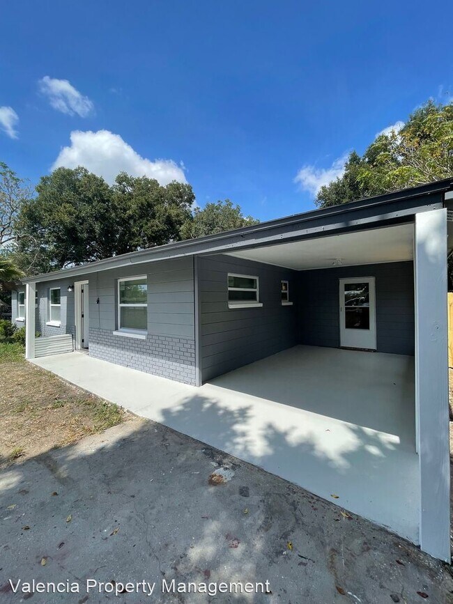 Foto del edificio - 4 br, 2 bath House - 37831 Clinton Ave.