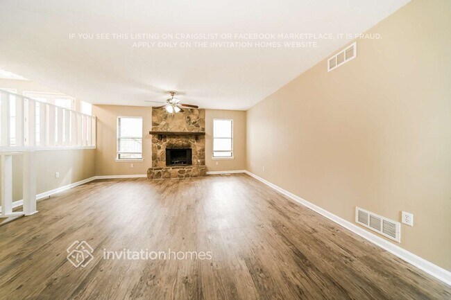 Foto del edificio - 6572 Oakwood Dr