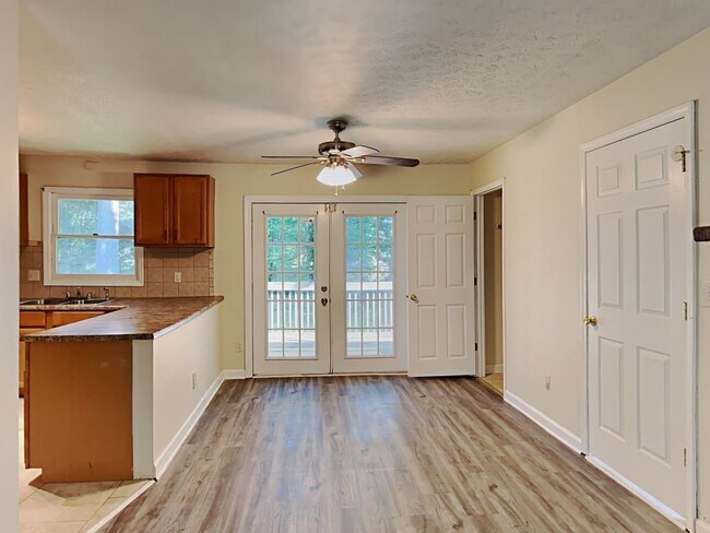 Foto del edificio - 139 Cedar Ridge Trail