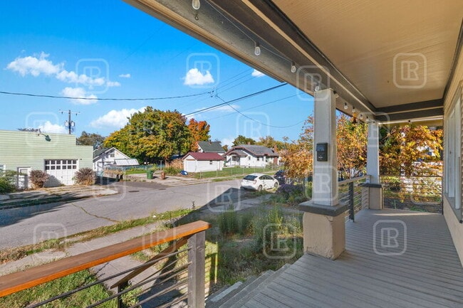 Foto del edificio - 1414 N Adams St