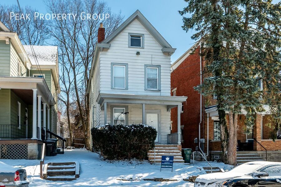 Primary Photo - 2334 Stratford Ave
