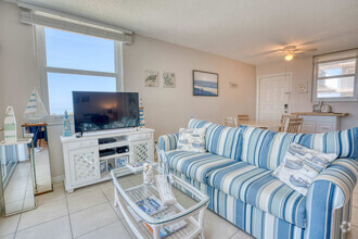Building Photo - 5600 Bonita Beach Rd SW