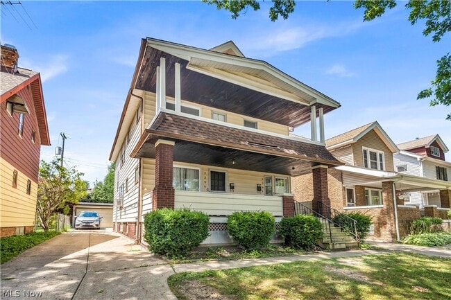 Building Photo - 3396 W 130th St