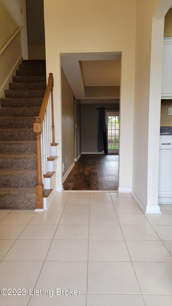 Building Photo - 10520 Bay Pointe Ct