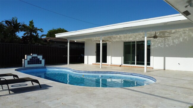 Foto del edificio - 4761 NE 28th Ave