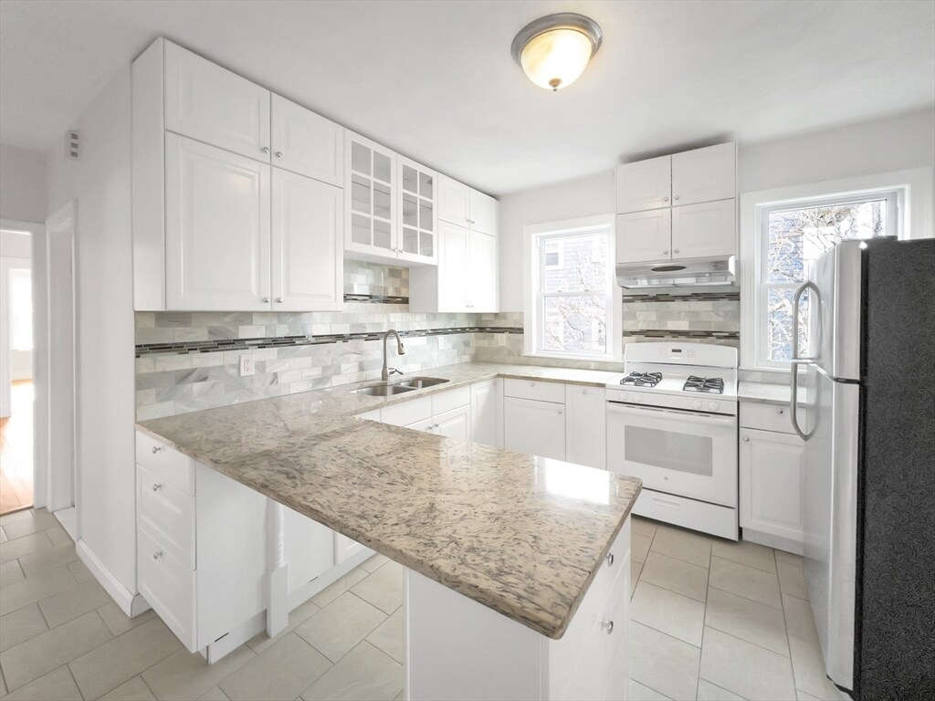 Foto principal - 24 Montvale St