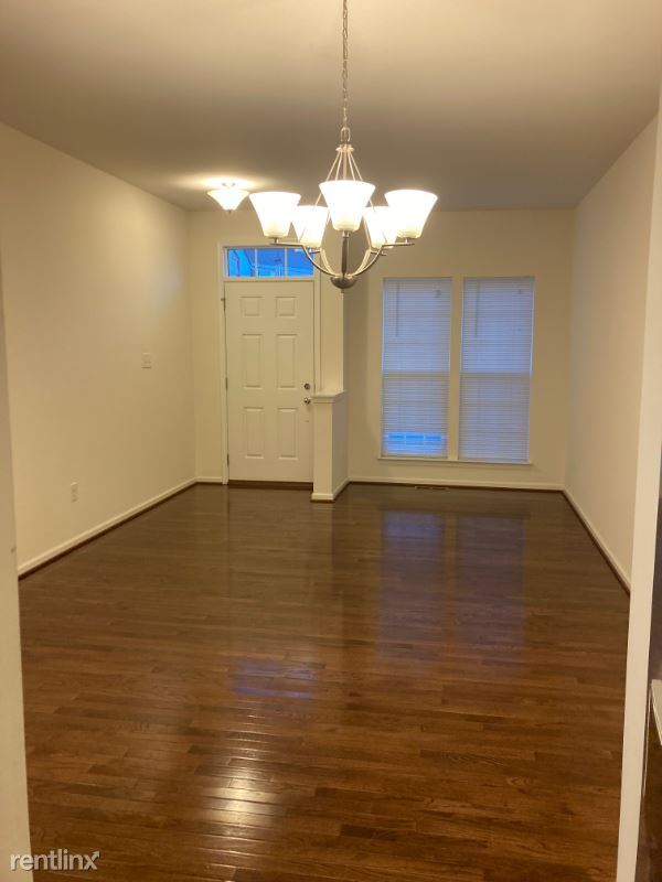 Foto del edificio - 3 br, 2.5 bath Townhome - 557 Canal Dr