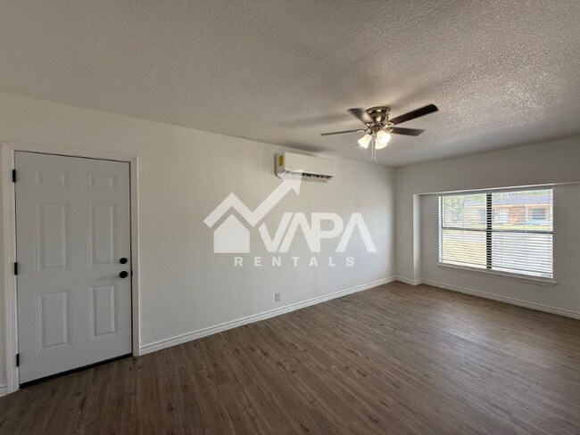 Foto del edificio - 5014 Benham Dr