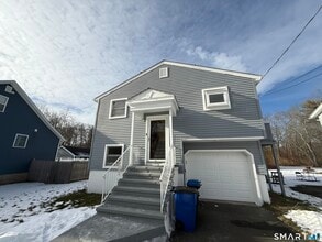 Building Photo - 86 Gene St