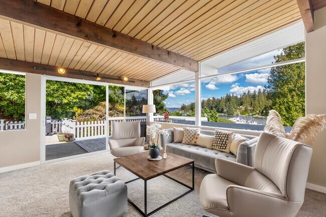 Foto del edificio - CLICK "REQUEST A TOUR" NOW!