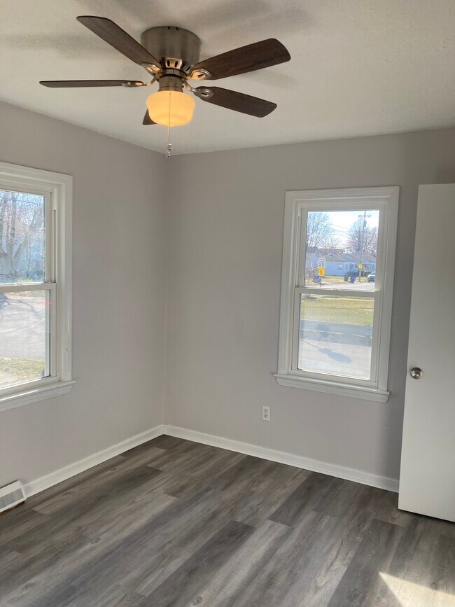 13430 Carrington Ave, Cleveland, OH 44135 House Rental in Cleveland