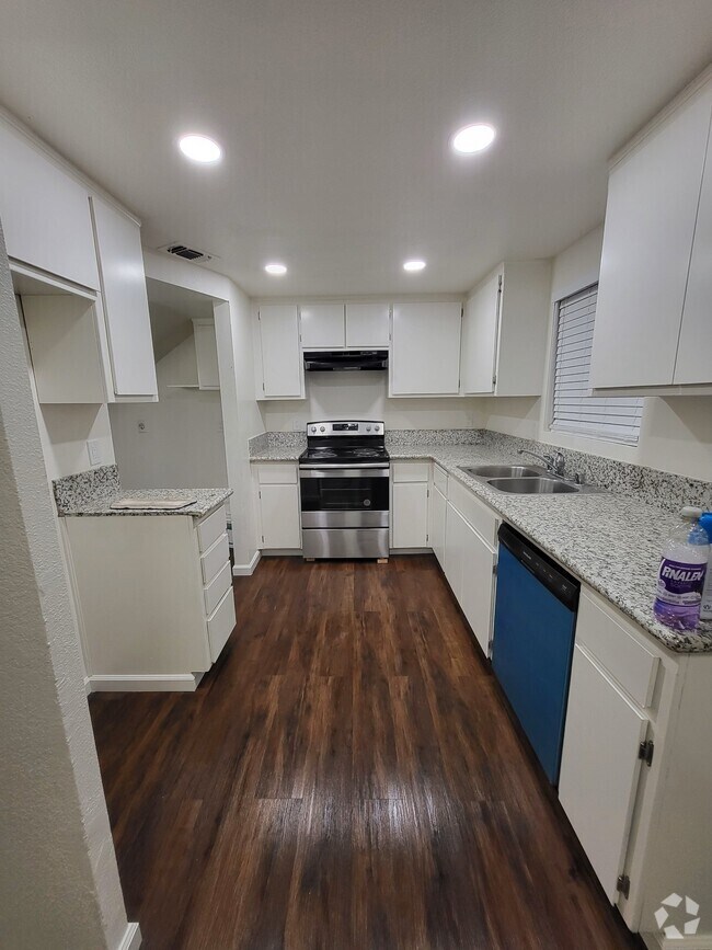 Condos For Rent in Bakersfield CA 90 Rentals (with photos