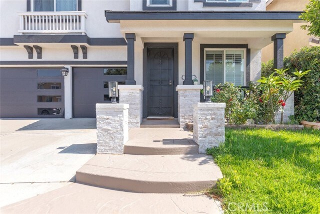 Building Photo - 15736 Home Ct