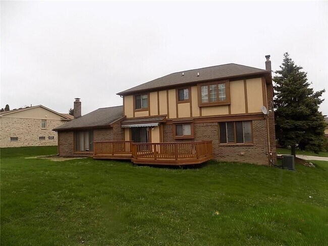 Foto del edificio - 25493 Bridlepath Ln