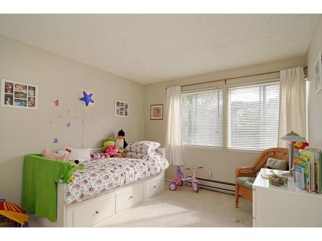 Foto del edificio - 150 W Edith Ave