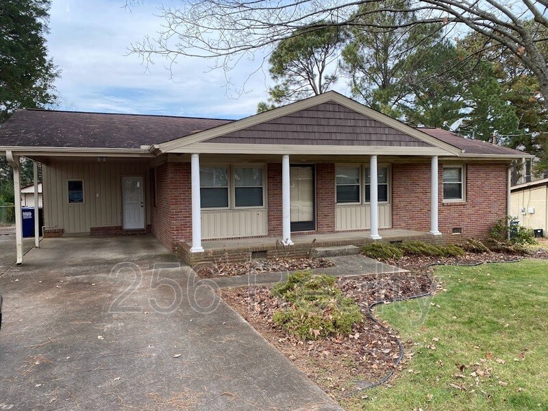 2103 Chambers Dr NE, Huntsville, AL 35811 House Rental in Huntsville
