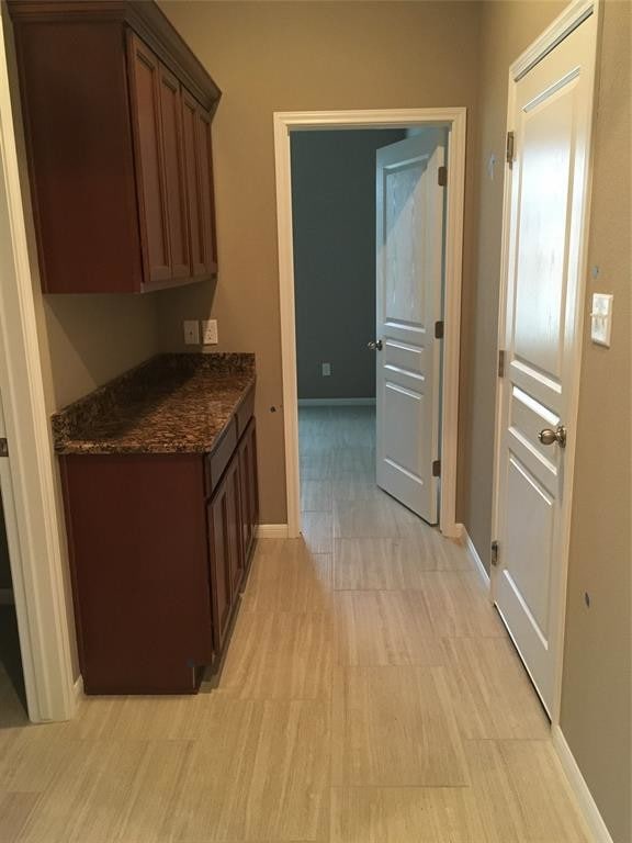 Building Photo - 2522 Kinnersley Ln