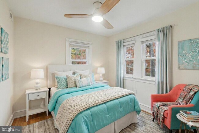 Foto del edificio - 62 W Lodges Ln