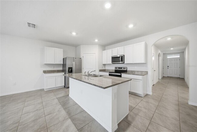 Building Photo - 32597 Kobuk Valley Ave