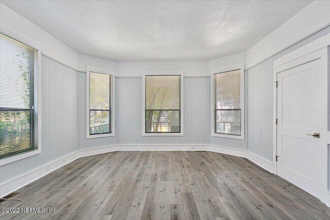 Foto del edificio - 2142 Park St