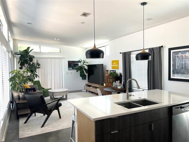 Foto del edificio - 1163 Perry Rd