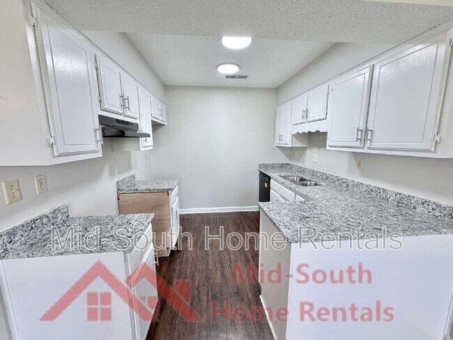 Foto del edificio - 7328 Hillshire Dr