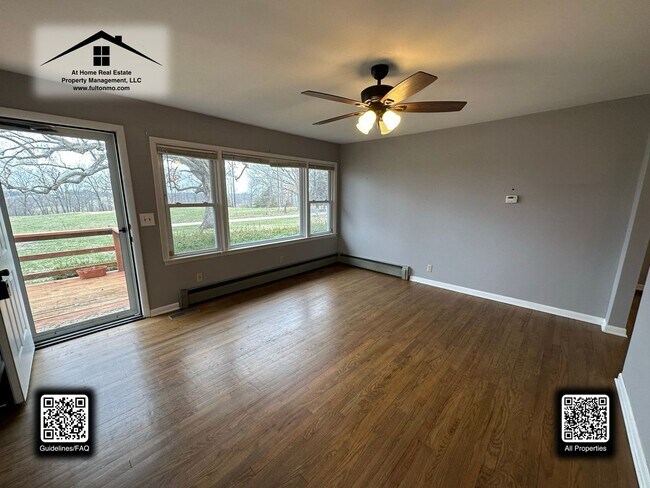 Building Photo - 7100 County Road 108 Fulton, MO 65251