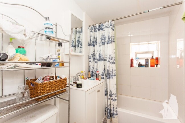 Building Photo - 1634 N Cleveland Ave