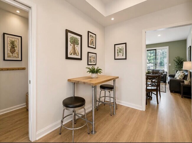 Foto del edificio - 8711 Falmouth Ave
