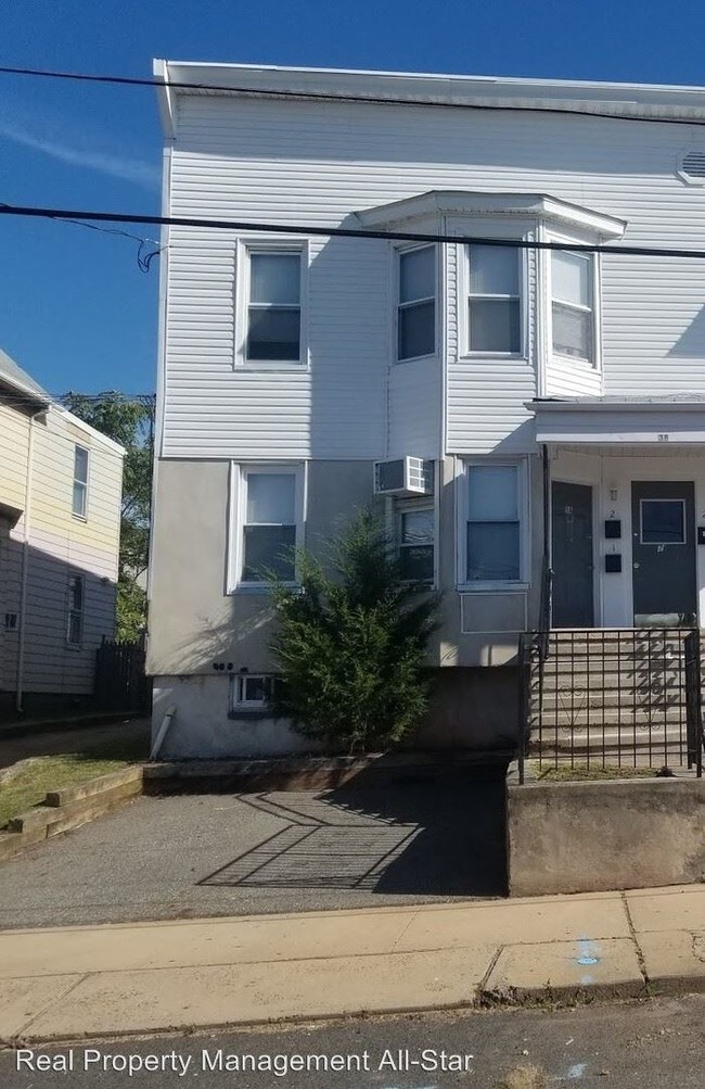Building Photo - 38 Fitch St