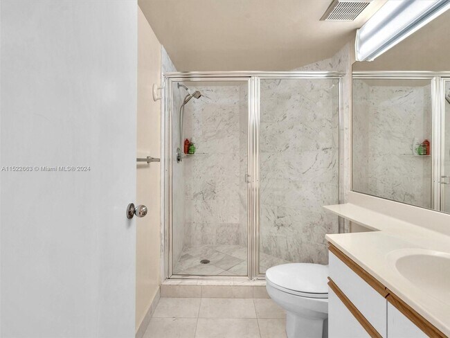 Foto del edificio - 19195 NE 36th Ct
