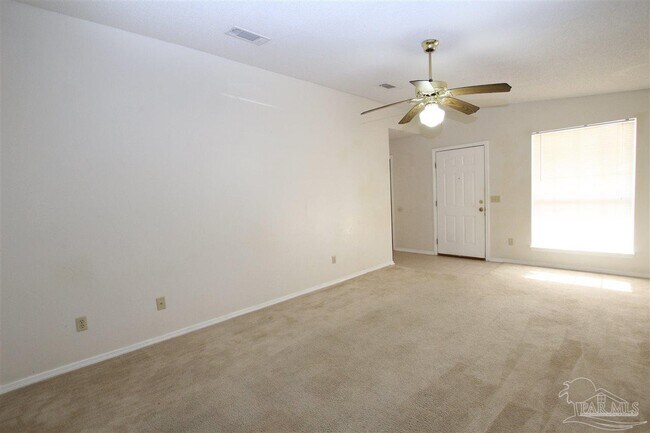 Foto del edificio - 416 Oak Knoll Ln